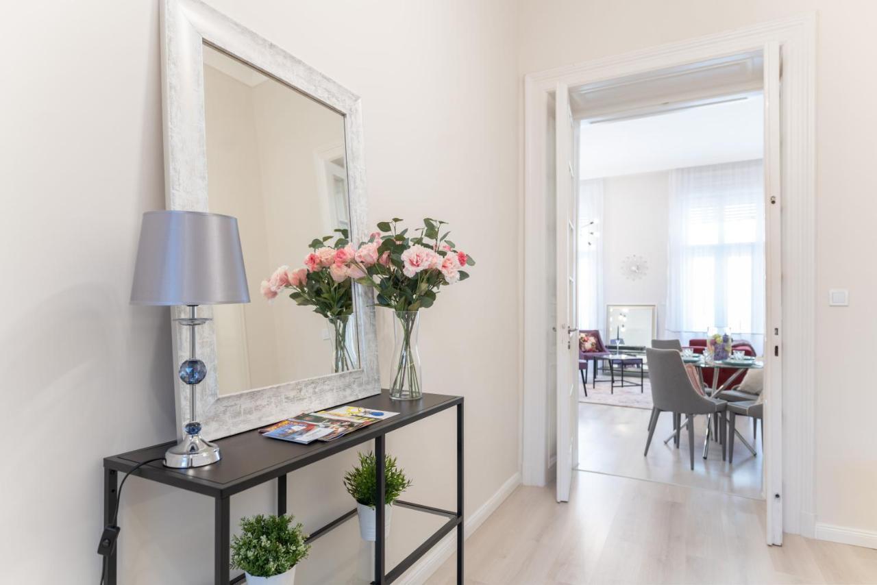 Milano Design Apartment City Center With Ac Budapeste Exterior foto